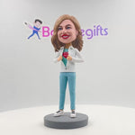 Custom Mom Bobblehead in Sportswear Muttertagsgeschenk